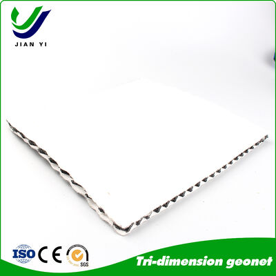 উচ্চ প্রসার্য শক্তি এবং ঠান্ডা অঞ্চলের অবকাঠামোর জন্য চমৎকার UV প্রতিরোধ ক্ষমতা সম্পন্ন নিম্ন-তাপমাত্রা প্রতিরোধী কম্পোজিট ড্রেনেজ জিওনেট